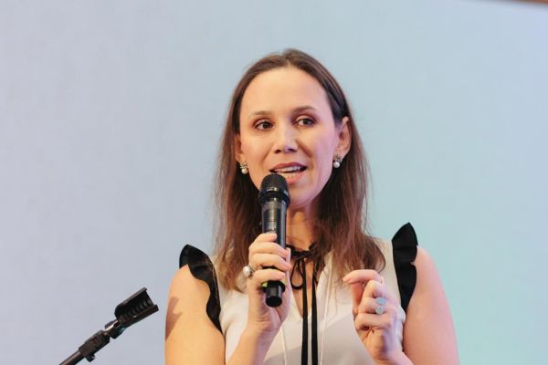 d1-198E3929D80-7858-429A-11EB-DE6A1B3361C9.jpg